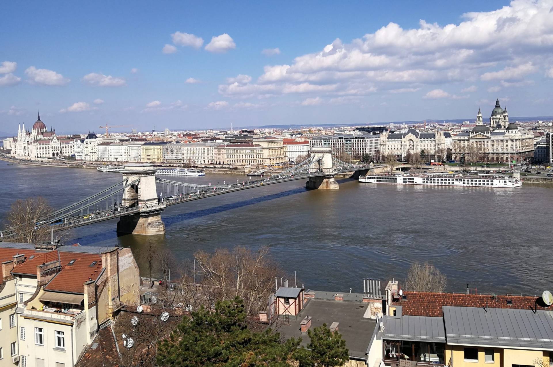 Budapest Chain Bridge 2 scaled