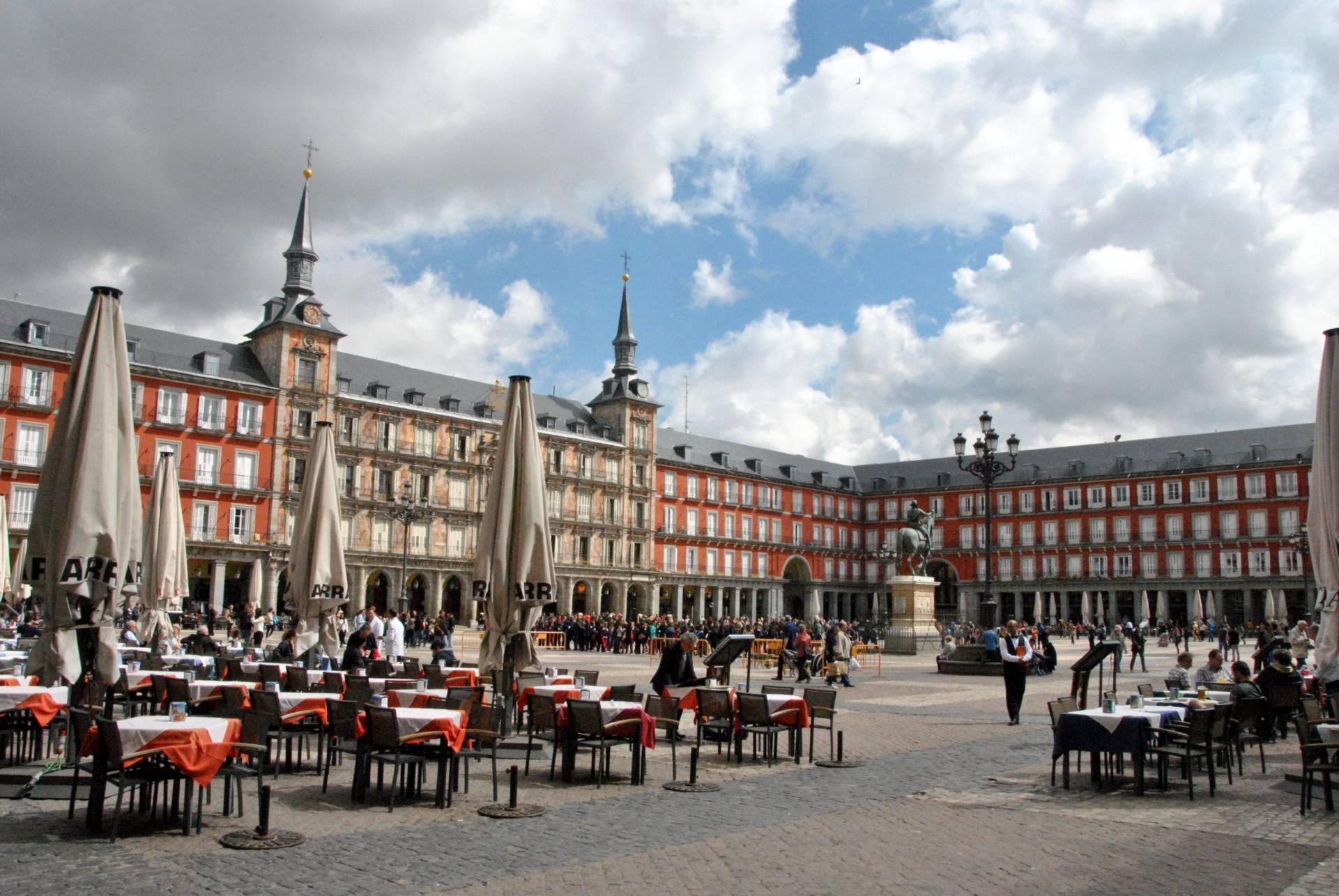 Madrid Plaza Major scaled